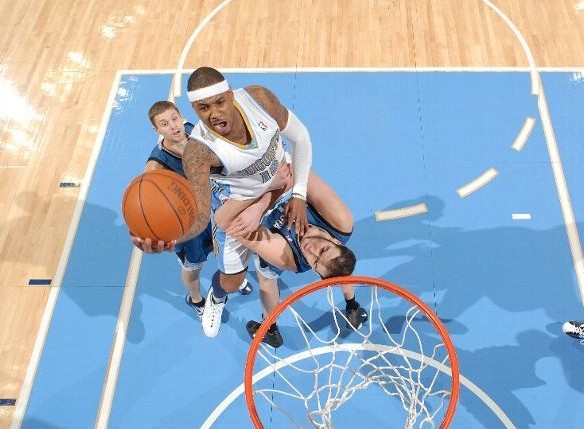 更加沉闷 更加沉闷