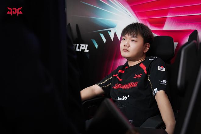 表现奠定了 表现奠定了